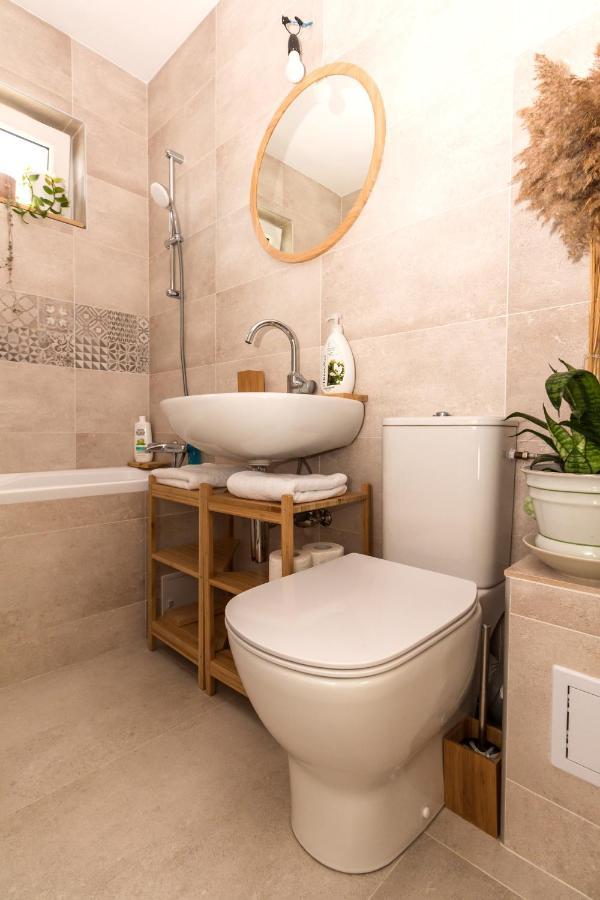 Apartamentul Cu Plante Etaj 4 Mangalia Exterior foto