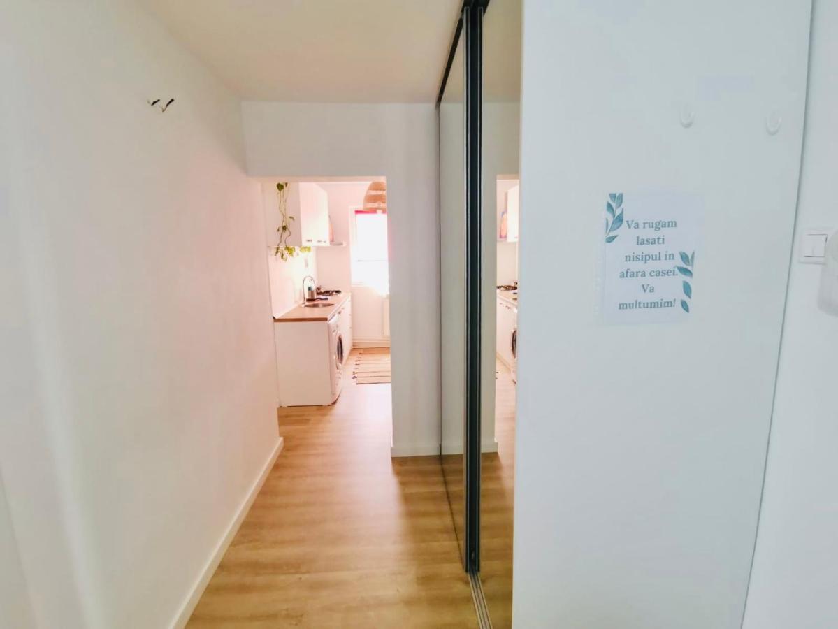 Apartamentul Cu Plante Etaj 4 Mangalia Exterior foto